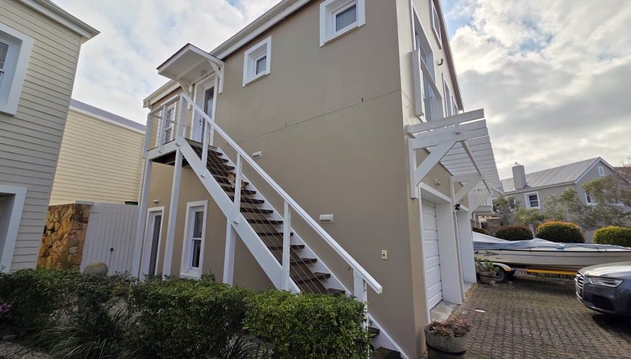 To Let 1 Bedroom Property for Rent in Thesen Islands Western Cape